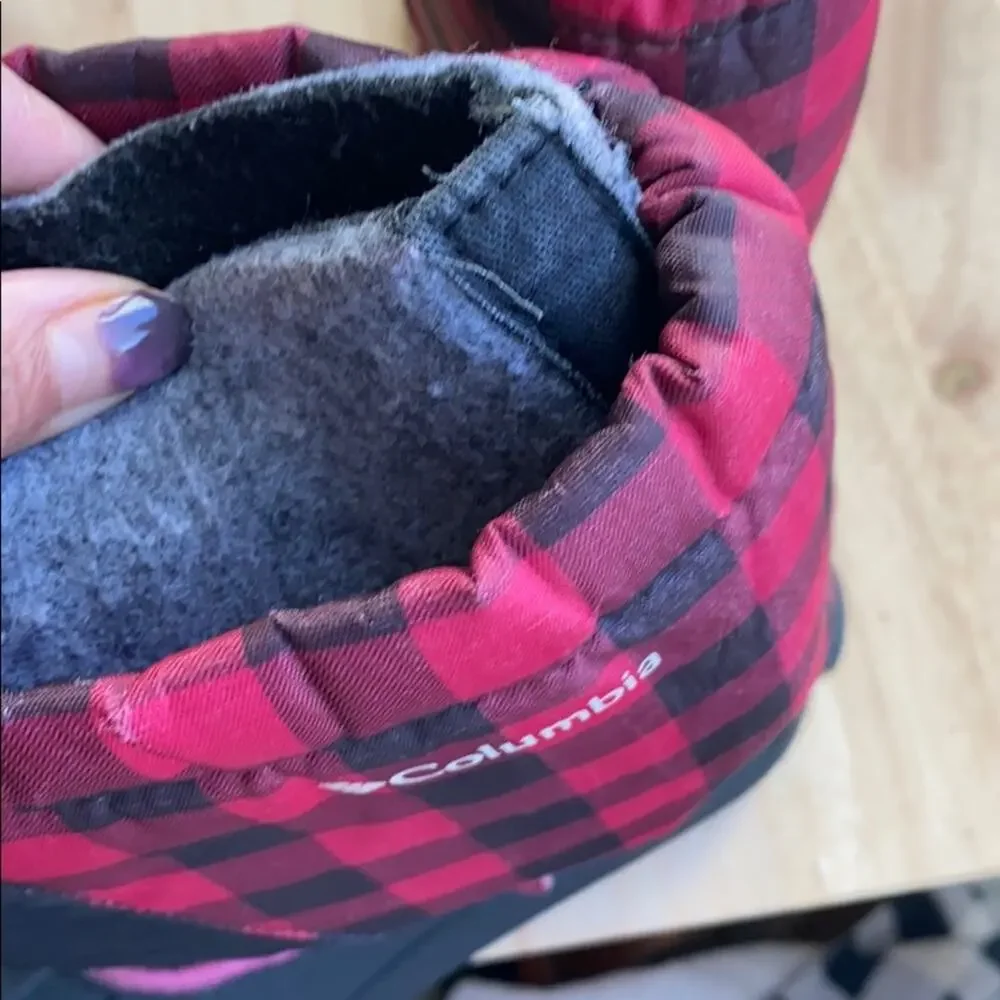 Columbia powder bug pink black snow boot size 5 youth plaid print waterproof